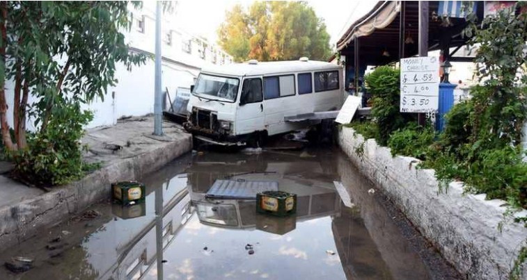 عشرات المصابين في زلزال بجنوب شرق