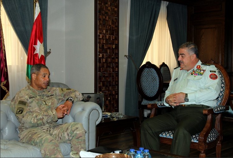 فريحات يستقبل قائد القوات البرية في