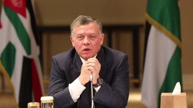 الملك اول من نبه لخطر التمدد