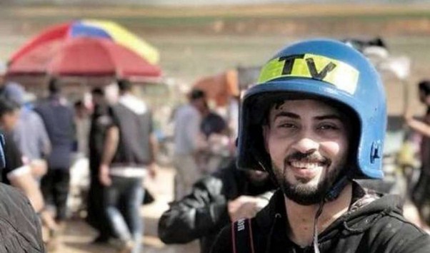 استشهاد صحفي فلسطيني بغزة متأثرا بجروحه
