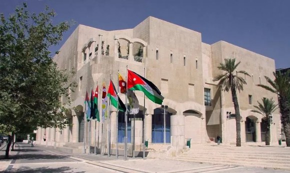 «الأمانة» تفرض أوقات دوام «غير مزعجة»