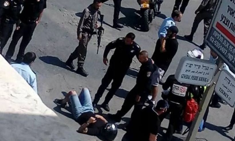 إصابة مستوطن طعنا بالقدس