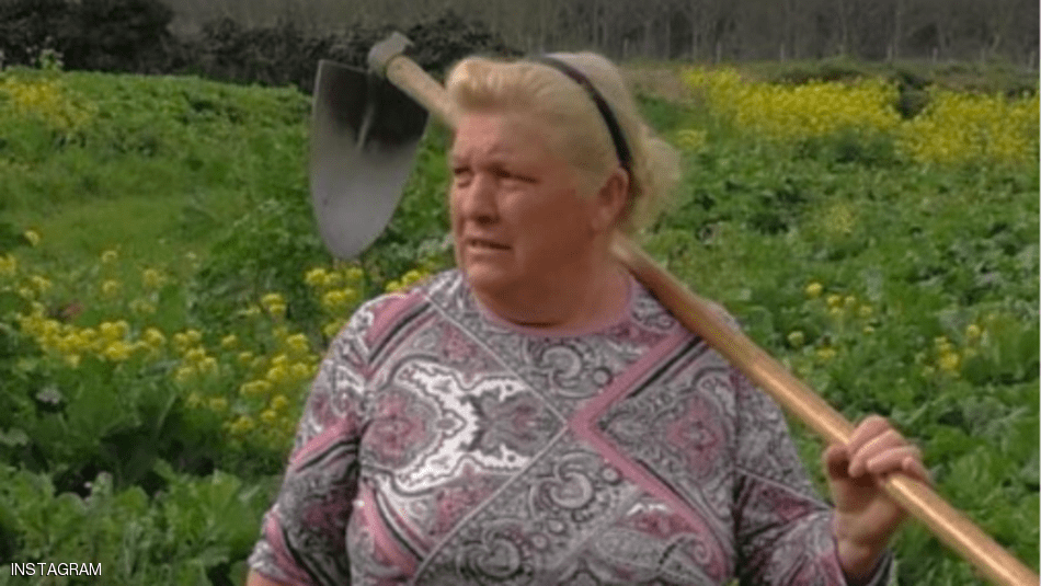 شبيهة ترامب ثتير ضجة على مواقع