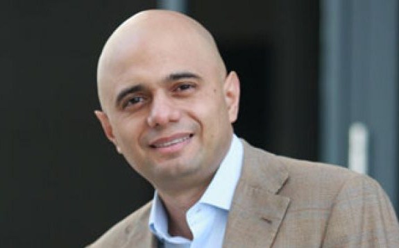 تعيين المسلم ساجد جاويد وزيرا جديدا