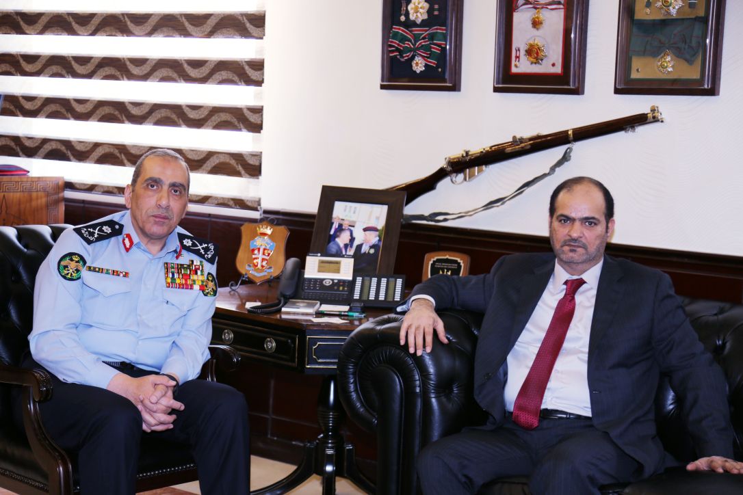 الحمود يلتقي مدير عام مكافحة المخدرات