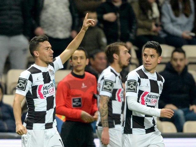 أفيس يعبر متذيل الدوري البرتغالي بصعوبة