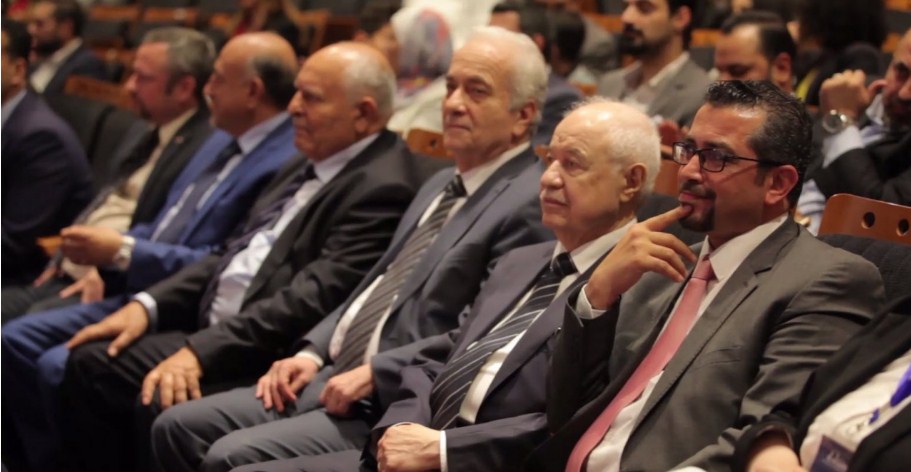 اختتام فعاليات الاولمبياد العالمي باللغة الإنجليزية