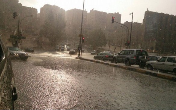 محافظ الكرك يتفقد المناطق المتضررة جراء