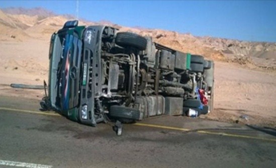 13 اصابة جراء حادث سير في