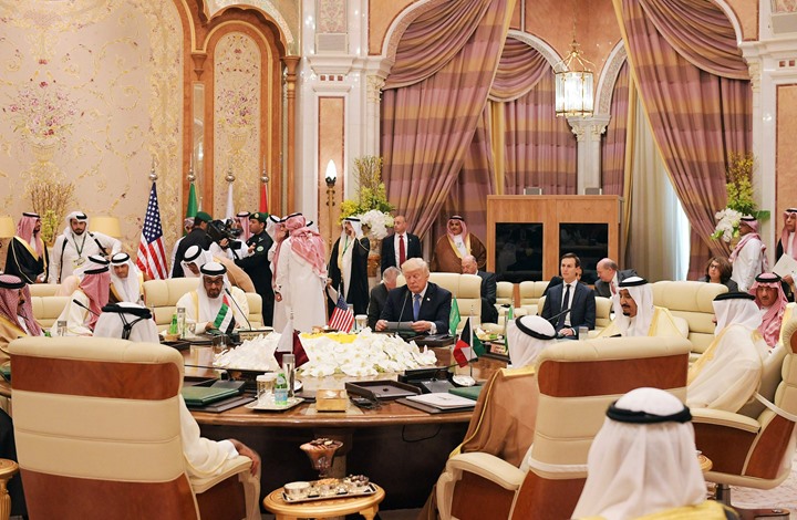 صحيفة: ترامب قدم 11 طلبا لدول