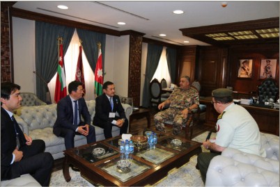 فريحات يستقبل وفدا كازاخستانيا