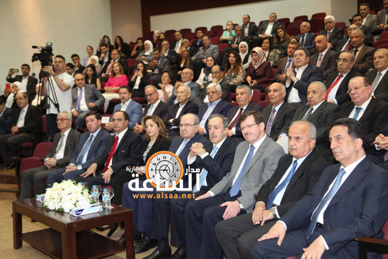 «الأردنية» تمنح فريز الدكتوراه الفخرية وسط