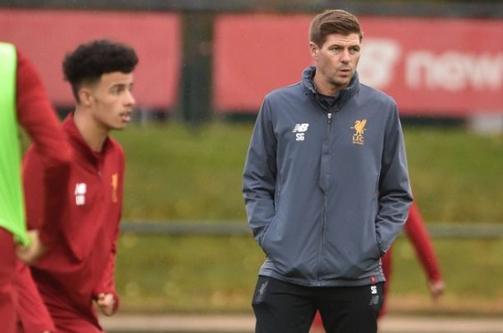 أسطورة ليفربول مدربا لرينجرز الاسكتلندي