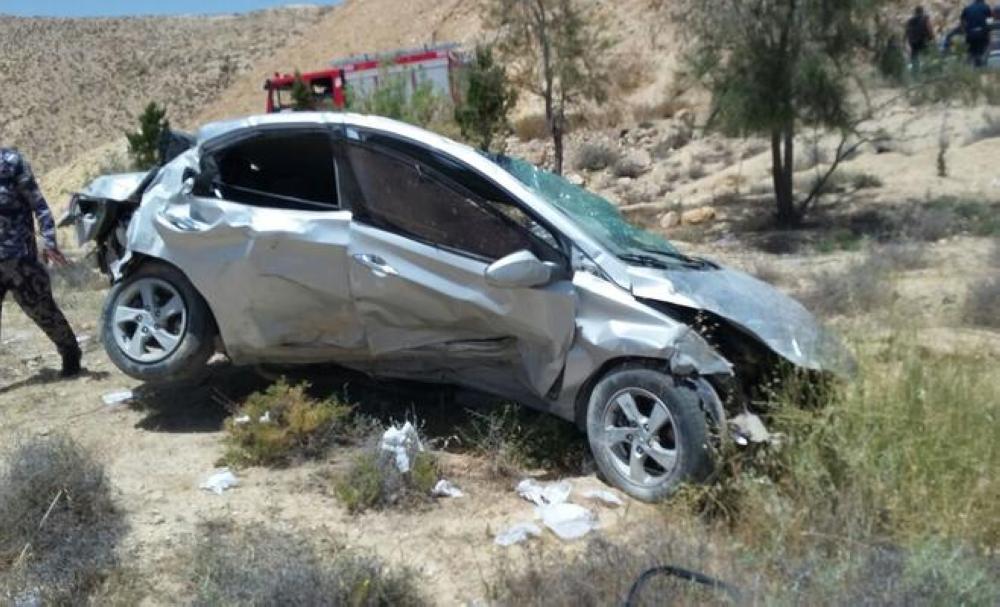 وفاة سبعيني وإصابة آخر بحادث تدهور