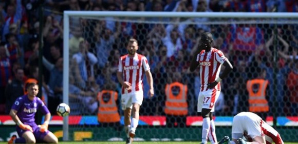 ستوك يهبط من الدوري الإنجليزي