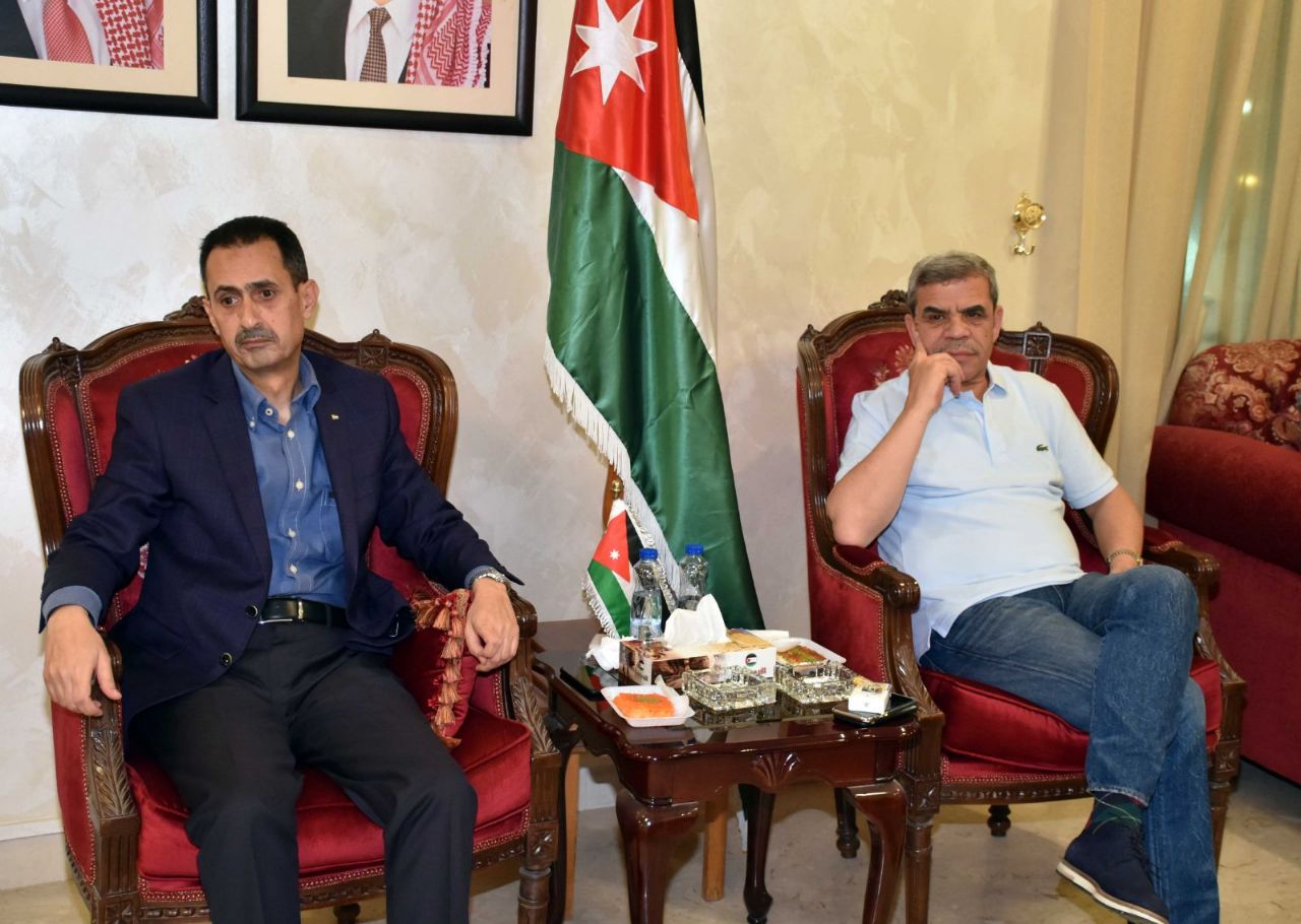 الوزير الرواشدة يلتقي الجالية الأردنية في