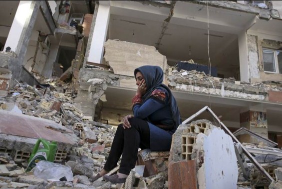 إصابة 82 شخصا بزلزال في إيران