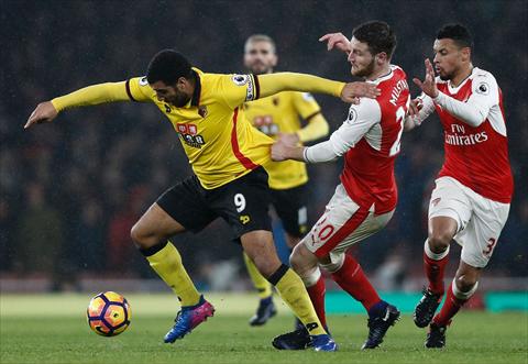 شاهدوا.. تشيلسي يتعادل في ليفربول وأرسنال