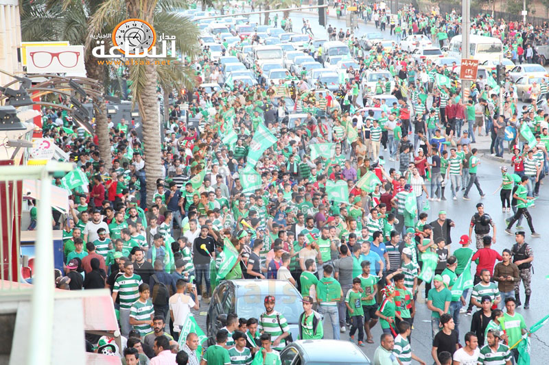 شاهدوا.. كيف جعلت جماهير الوحدات شوارع