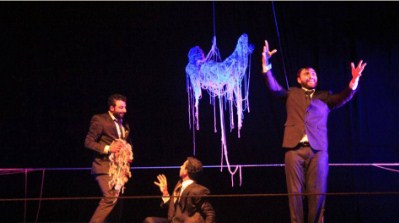 عمون لمسرح الشباب يستهل عروضه بــ«التفاح»