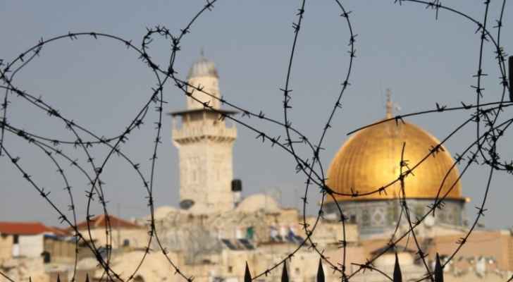 الاحتلال يعتزم منع رفع الأذان في