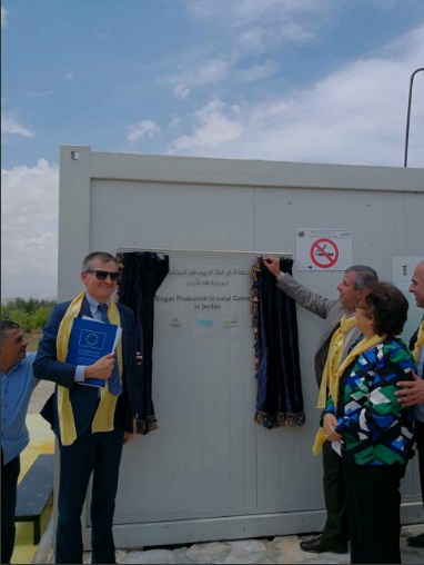 الخرابشة يفتتح محطة لانتاج الغاز الحيوي