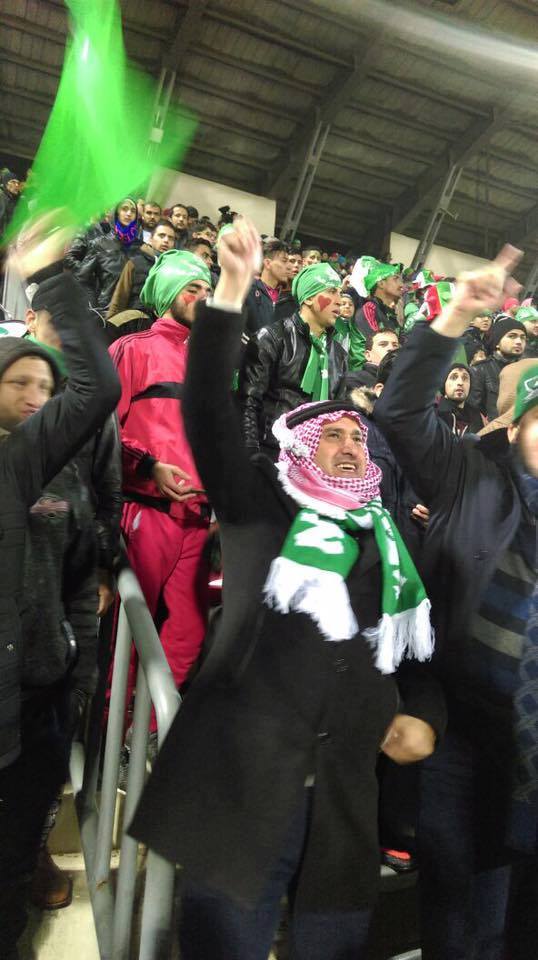 النائب المجالي ضمن مشجي نادي الوحدات