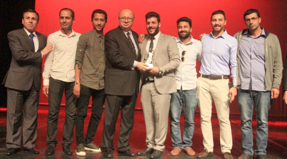 مسرحية «ثامن أيام الاسبوع» تفوز ب