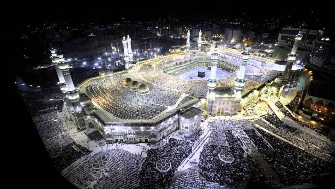 4 مؤذنين جدد يرفعون الأذان بالحرم