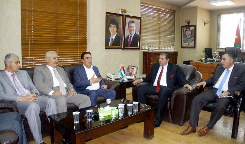 الطراونة من الدستور: مجلس النواب لن