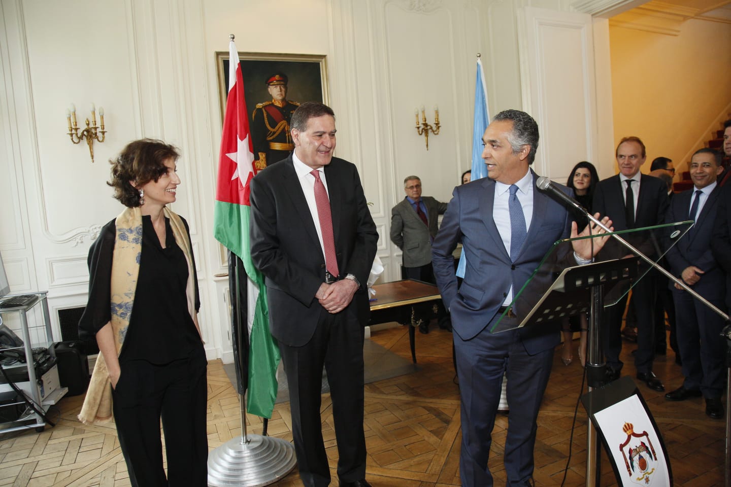 طوقان يتحدث في باريس عن مركز