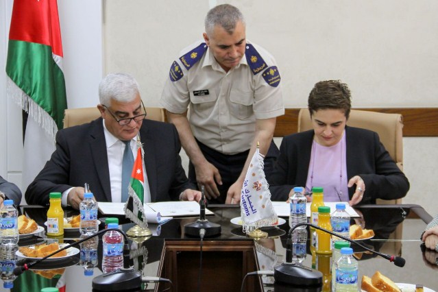 الجمارك الأردنية توقع مذكرة تفاهم مع