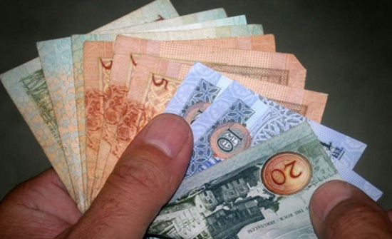 مجلس الوزراء يقرر اقتطاع 10% على