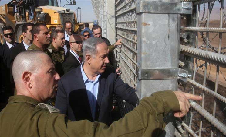 الاحتلال يستكمل بناء جدار جديد على