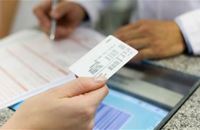 شمول الـ 70 عاما بالتأمين الصحي