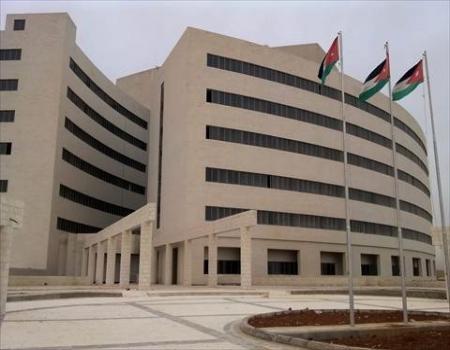 الاعتداء على طبيب في مستشفى الزرقاء