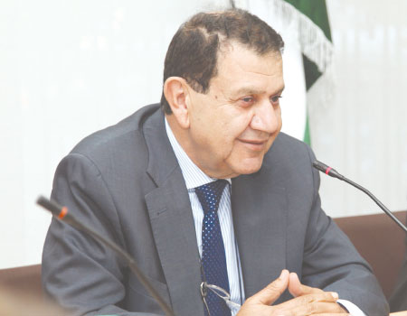 أمام محافظ البنك المركزي