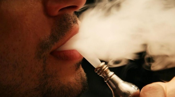 14 مخالفة لمقاهي معتدية على الارصفة