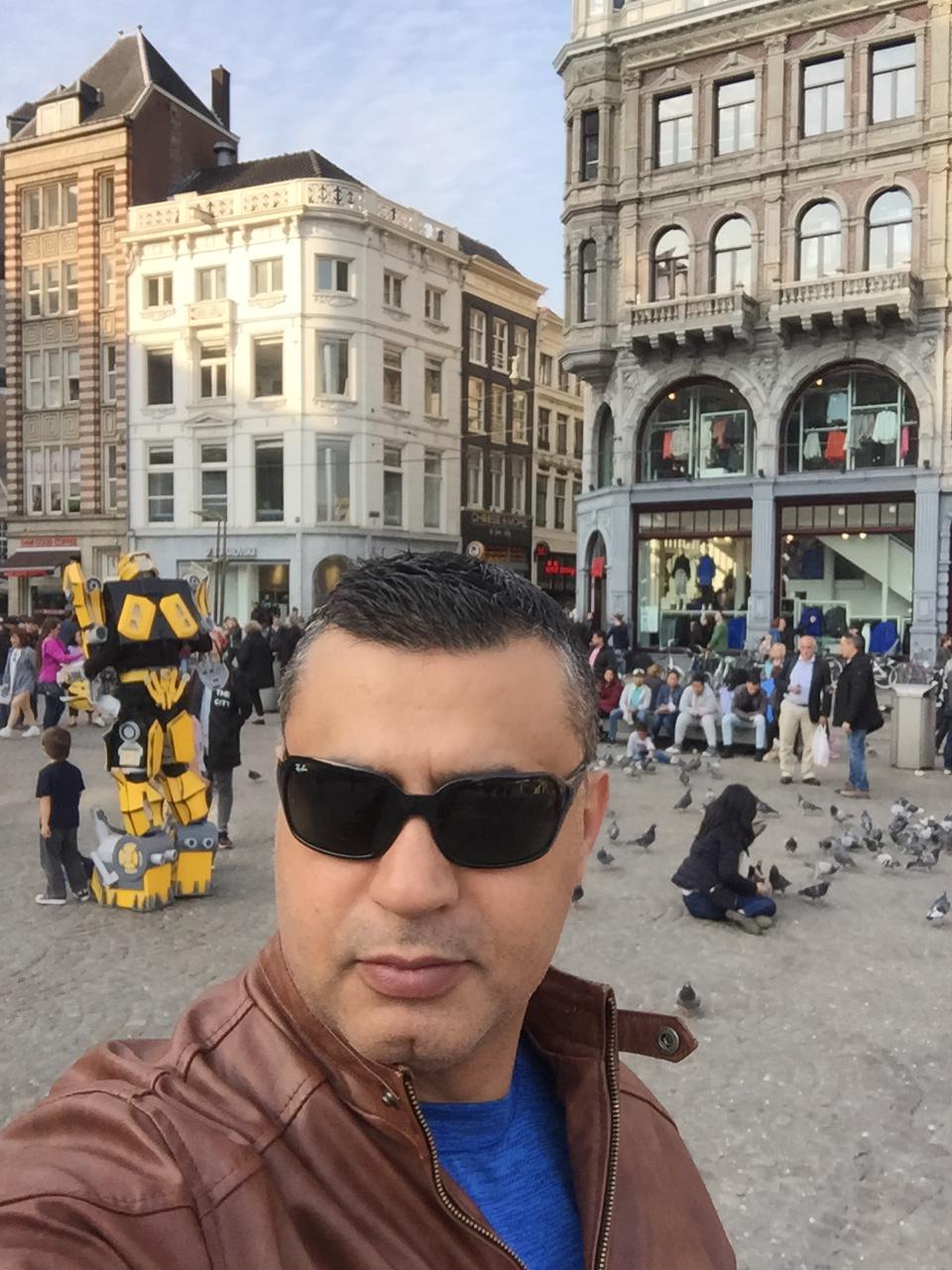 يوسف العبادي.. عيد ميلاد سعيدا