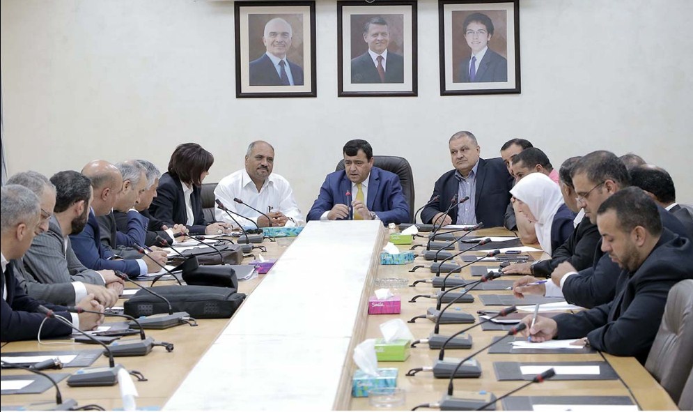 «نزاهة النواب» تبحث شكاوى بشأن رفع