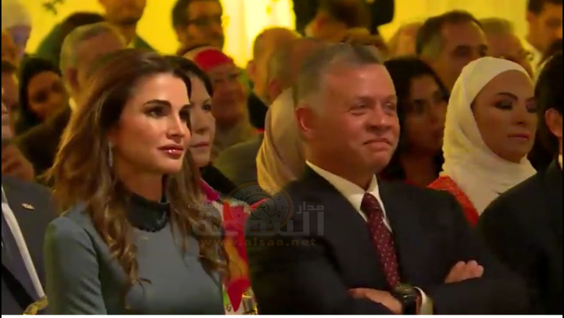 الملك والملكة وولي العهد يحضرون تخريج