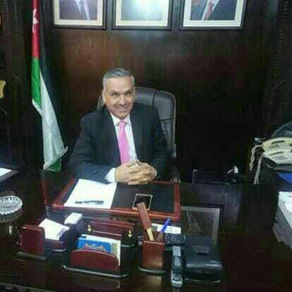 نشامى ونشميات البلقاء يهنئون الدكتور سالم