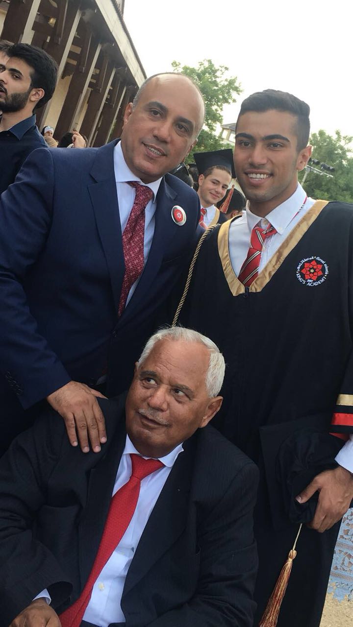 النائب نصار القيسي يهنئ نجله «حسن»