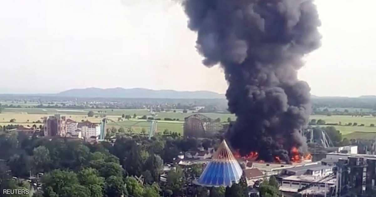 حريق ضخم يلتهم مدينة ملاهي ’أوروبا