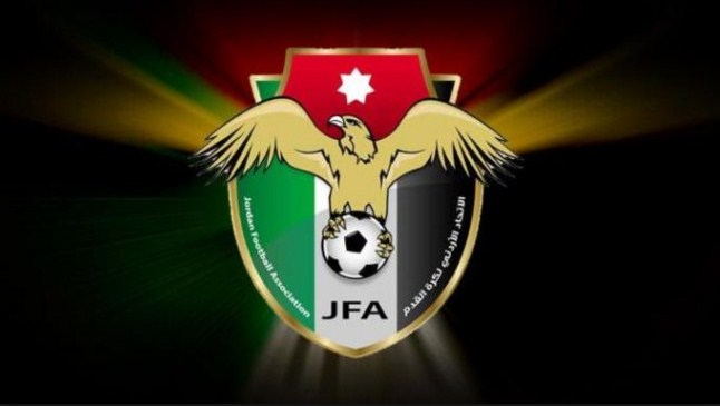 اتحاد كرة القدم يوقع اتفاقية لبث