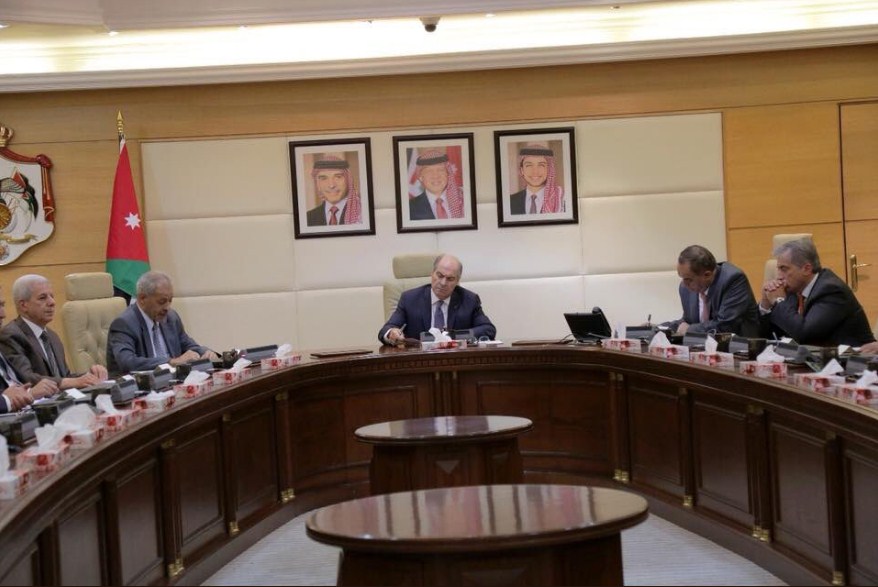 مجلس الوزراء تخفيض الضريبة الخاصة المفروضة