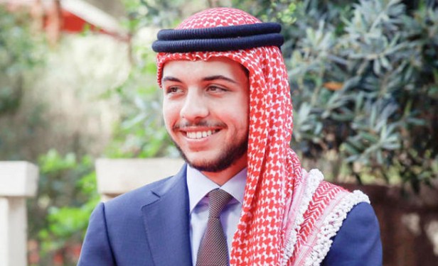 ولي العهد يلتقي ولي عهد أبو