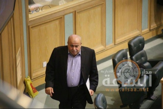 عطيه يصف قانون الضريبة بـ «سيء