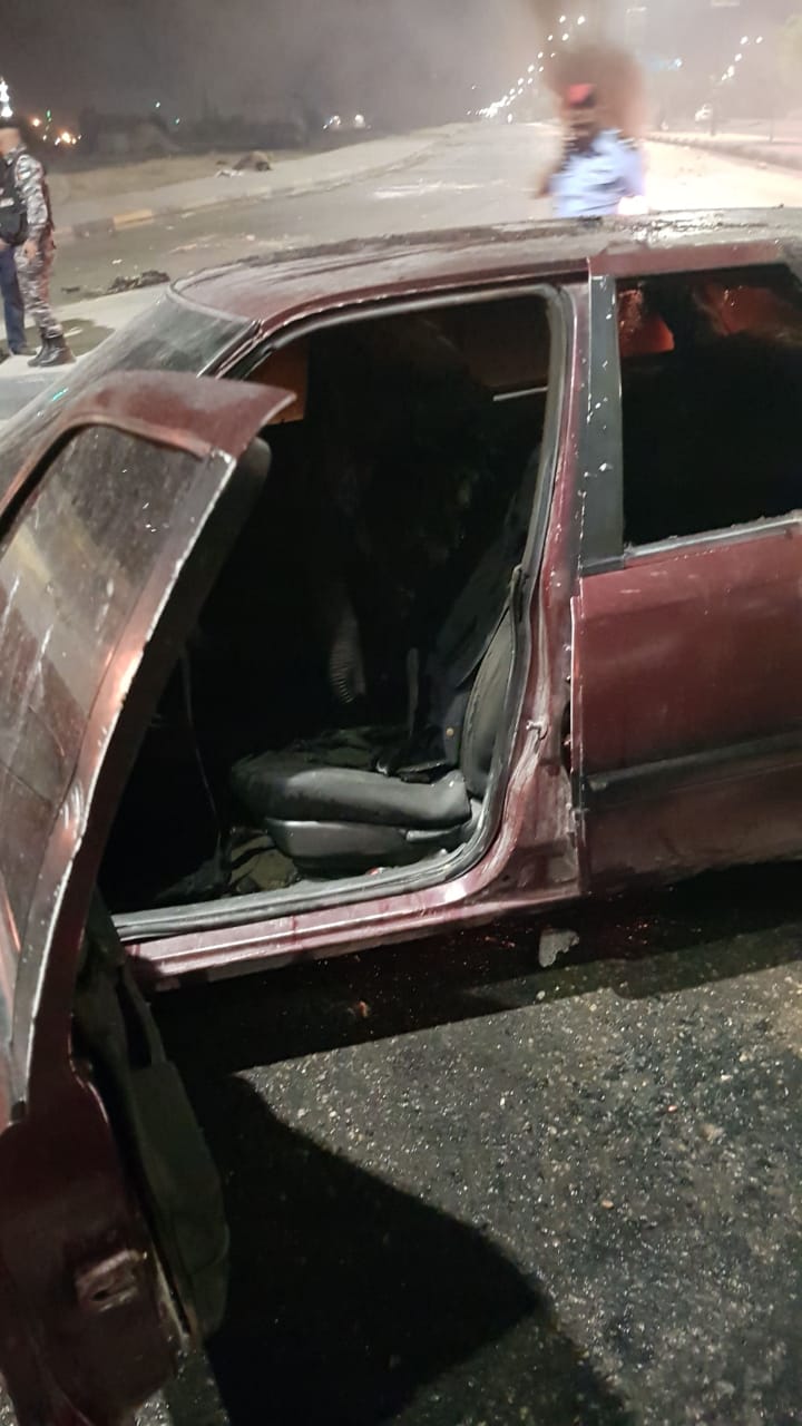 حرق مركبة ودفعها باتجاه دوار الدلة