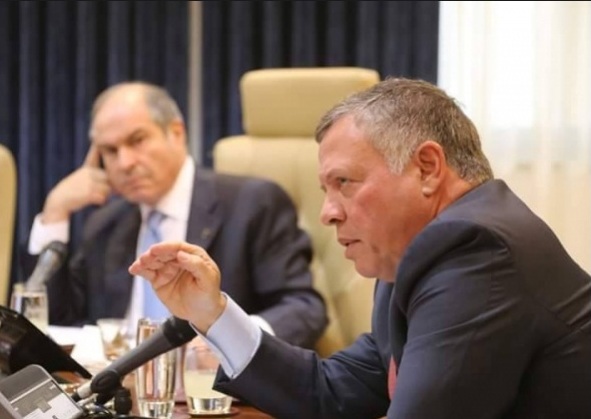 الملك يكلف حكومة الملقي المستقيلة بتصريف